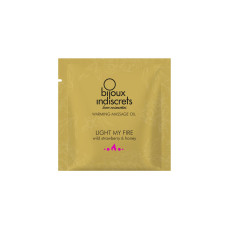 Пробник масажної олії Bijoux Indiscrets Light my Fire –  Wild Strawberry & Honey, 2 мл