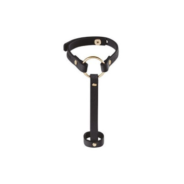 Пара браслетів на зап'ясті і палець Bijoux Indiscrets MAZE Hand Bracelet Harness Black, екошкіра – купити